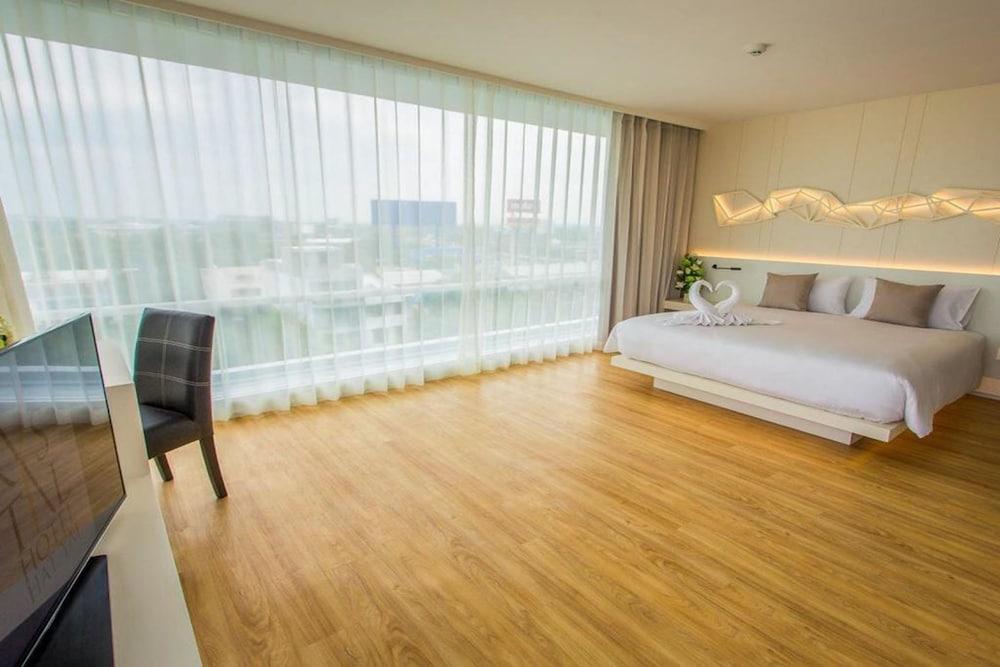 Crystal Hotel Hat Yai Esterno foto