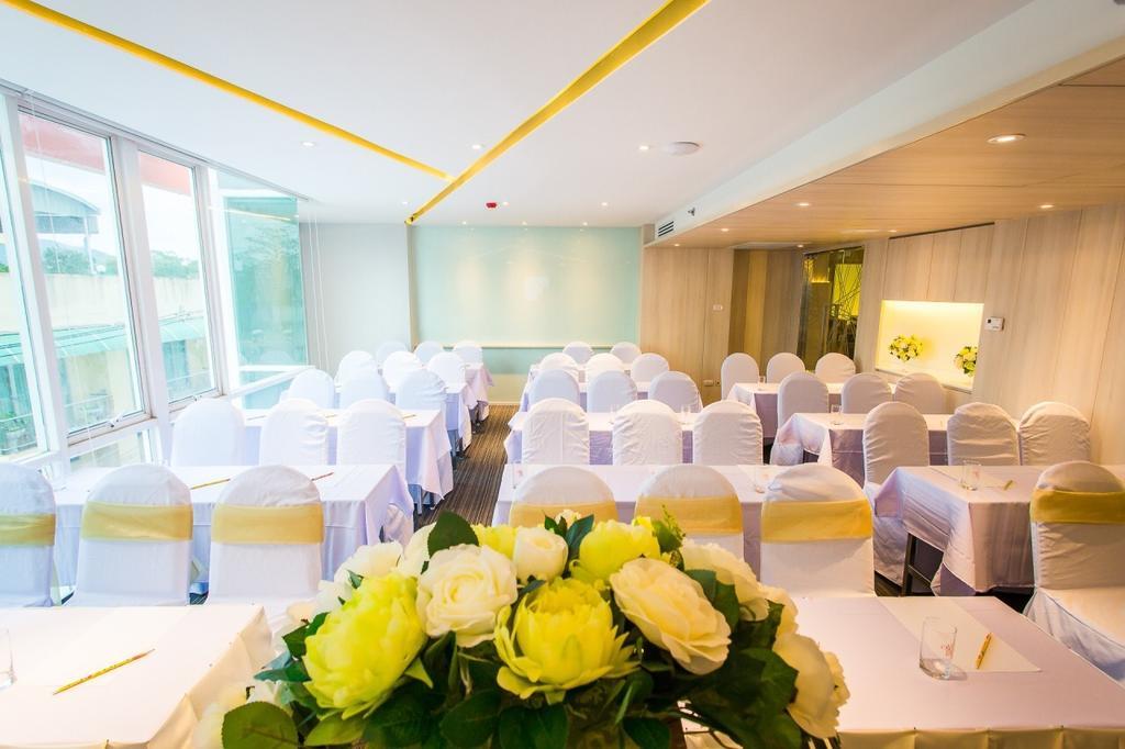 Crystal Hotel Hat Yai Esterno foto