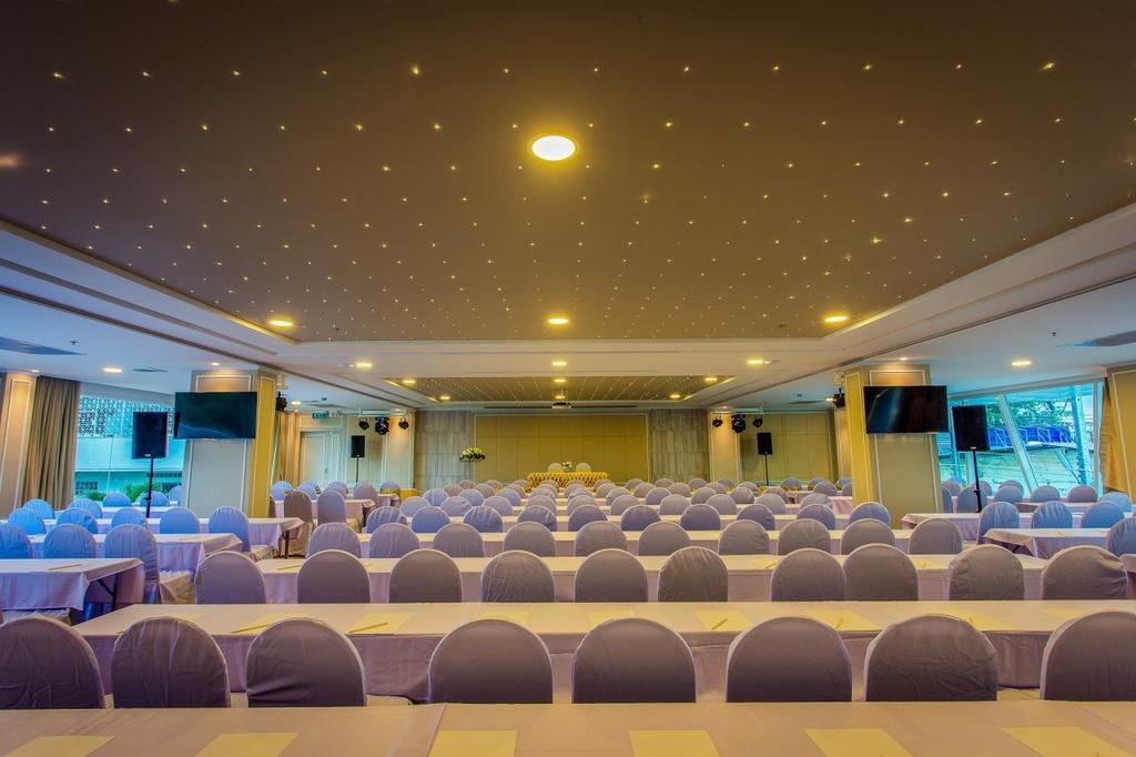 Crystal Hotel Hat Yai Esterno foto