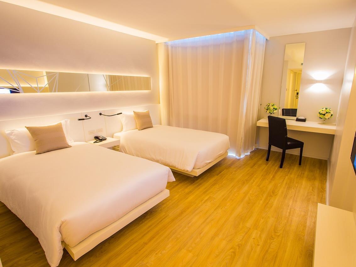 Crystal Hotel Hat Yai Esterno foto