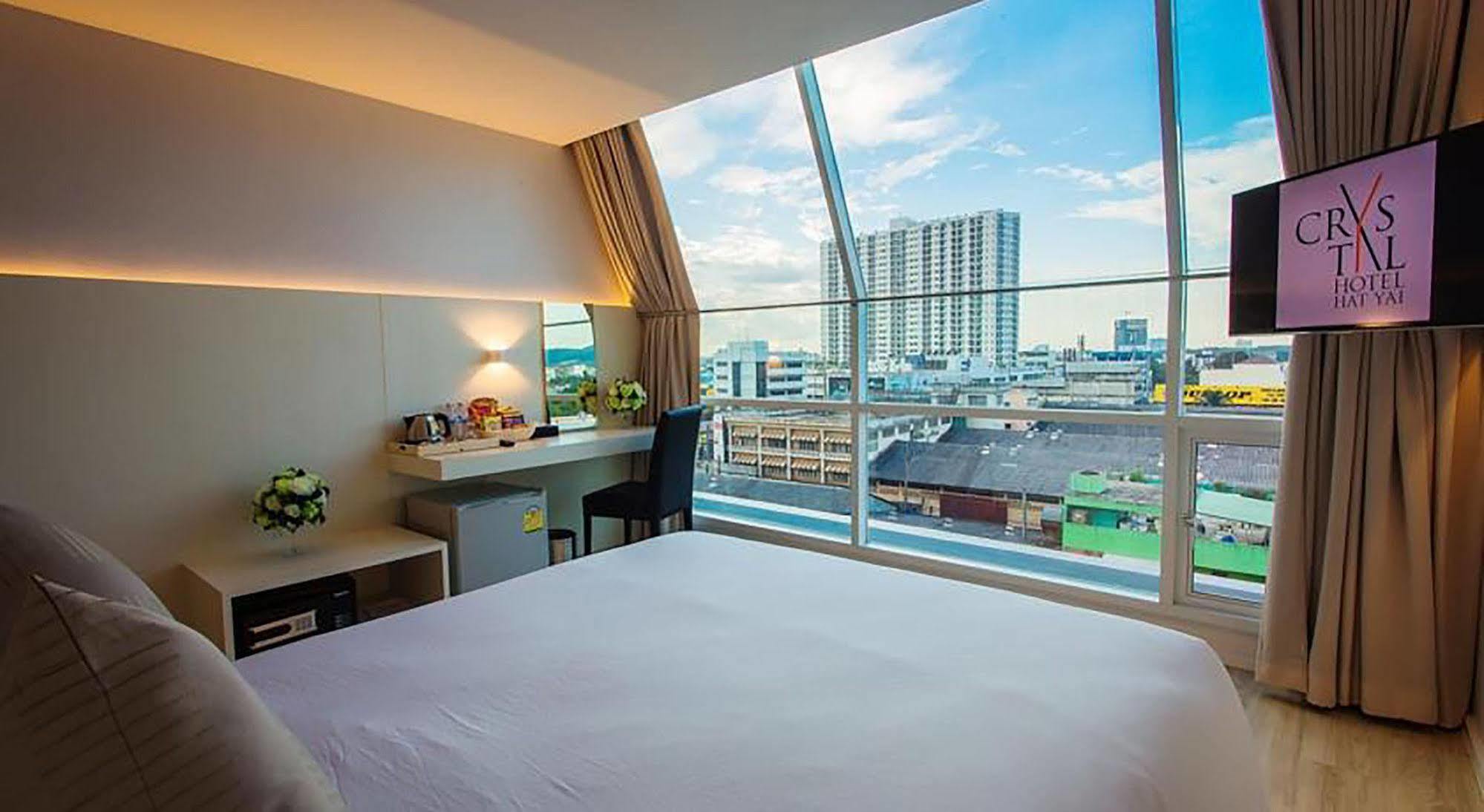 Crystal Hotel Hat Yai Esterno foto