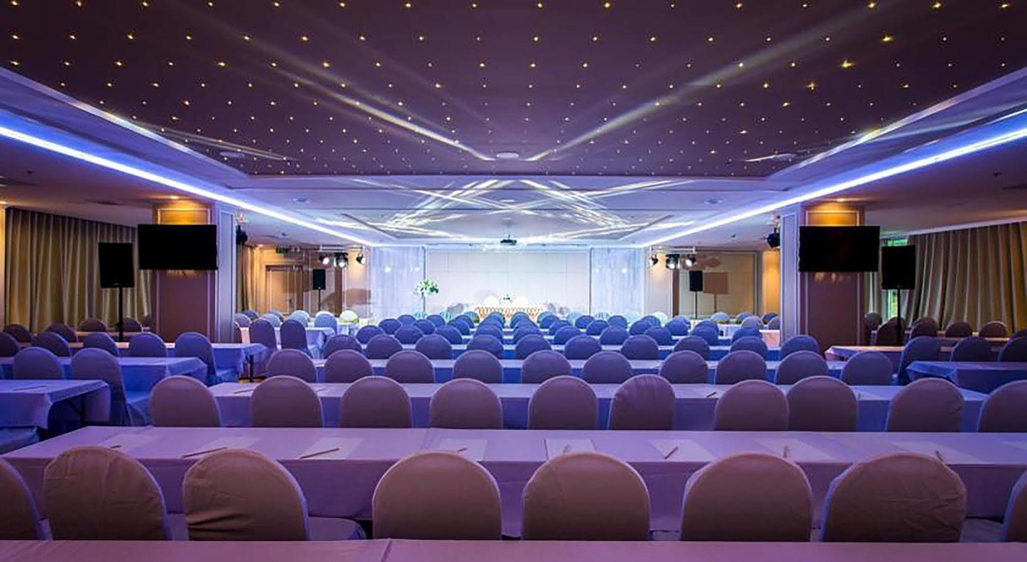 Crystal Hotel Hat Yai Esterno foto