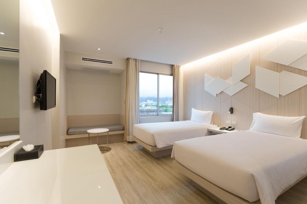 Crystal Hotel Hat Yai Esterno foto