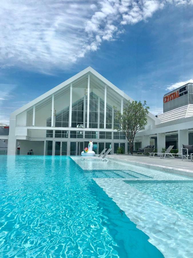Crystal Hotel Hat Yai Esterno foto